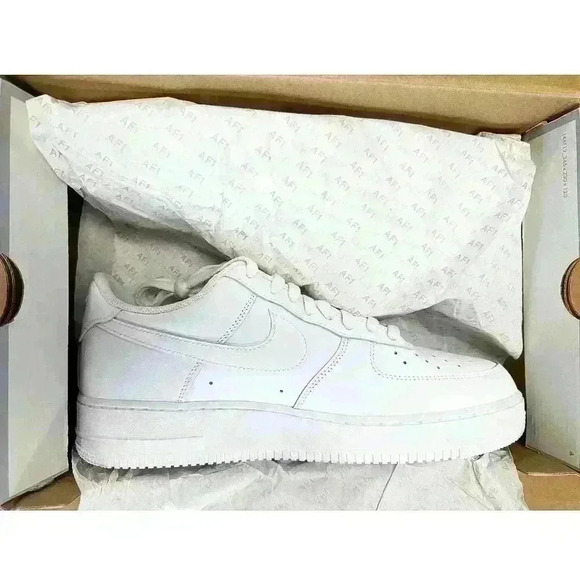 BRAND NEW IN BOX Nike Air Force 1 Low White '07 CW2288-111 Size 12 - Picture 3 of 8